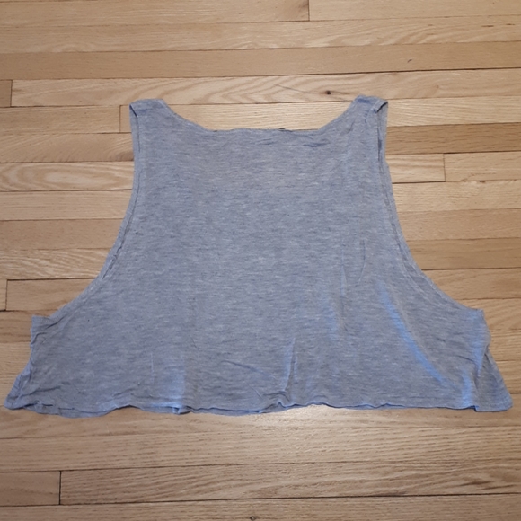 SEDUCTIONS grey, red, blue kiss shaped crop top - Picture 2 of 4